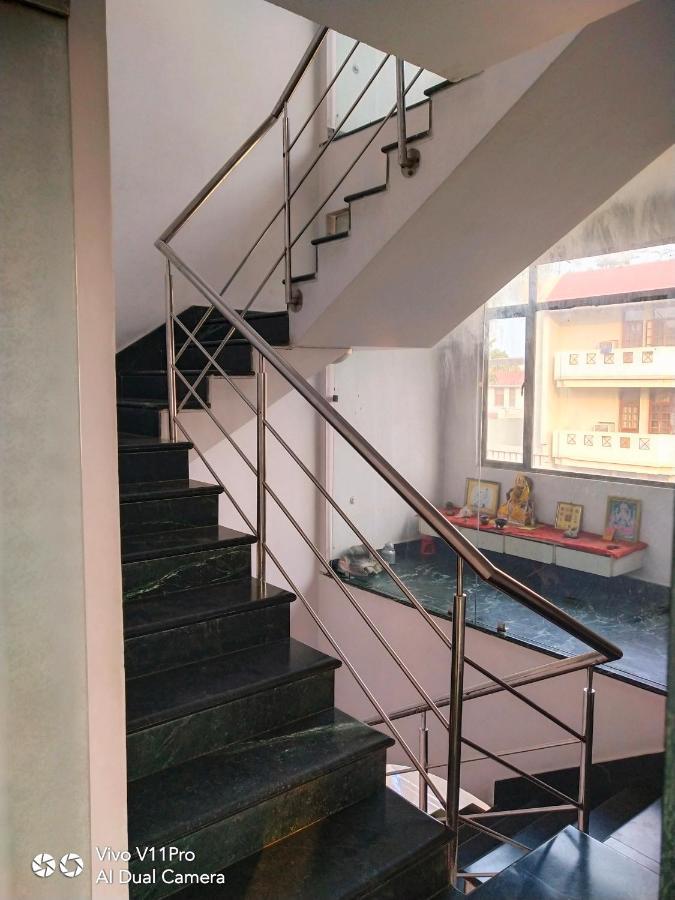 Rass Hotel Kanpur Eksteriør billede